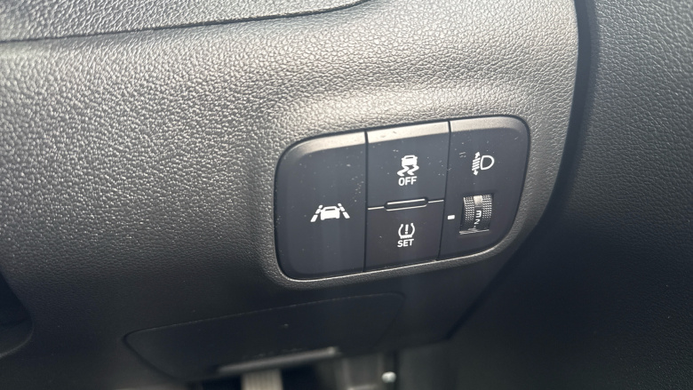 Hyundai i10 1.0 MPi SE Connect 5dr Petrol Hatchback